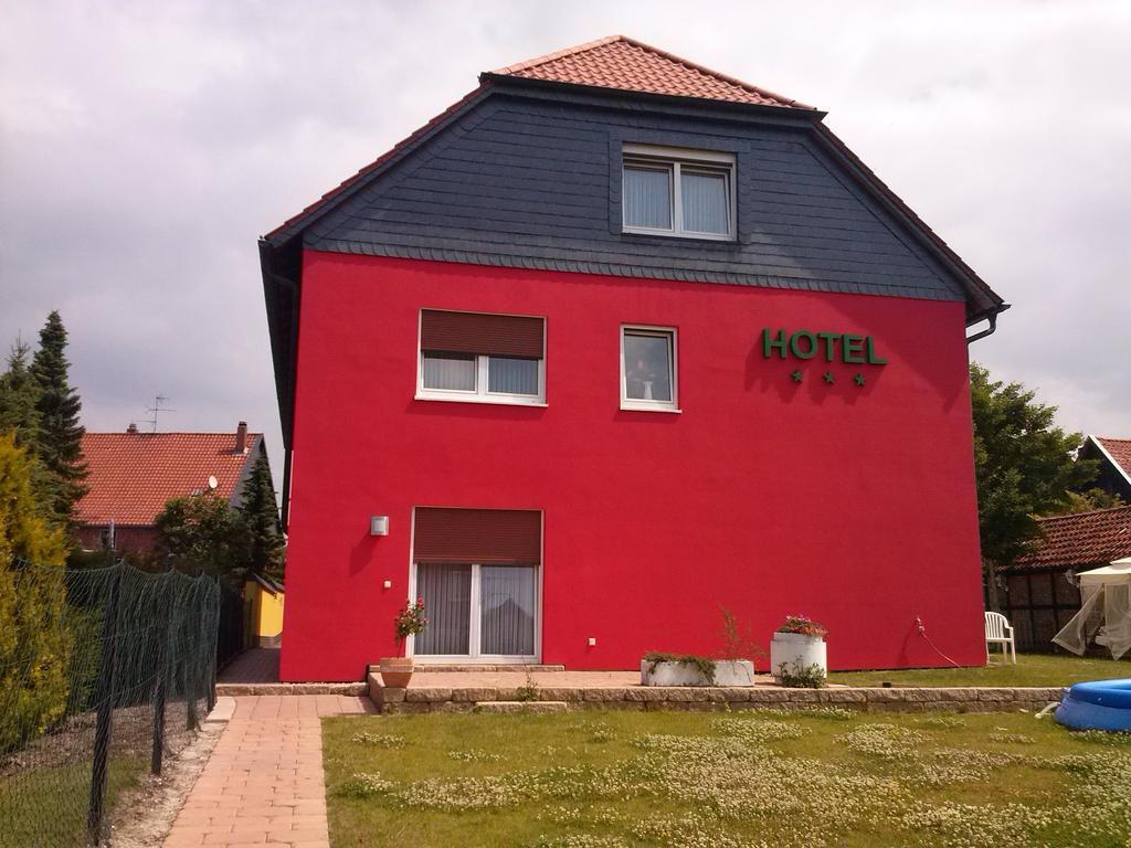 Landhotel Hamburger Hof Nettlingen Экстерьер фото
