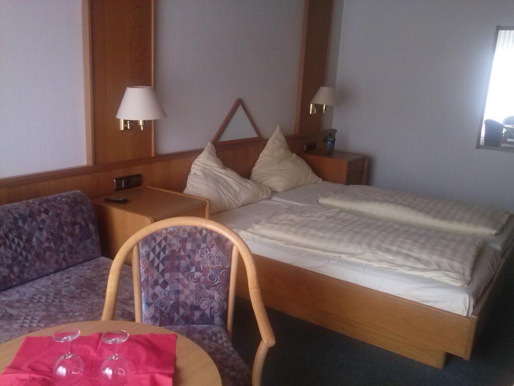 Landhotel Hamburger Hof Nettlingen Номер фото